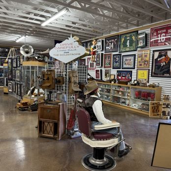 Nostalgia Street Rods - Museums Near Me - Las Vegas, Nevada