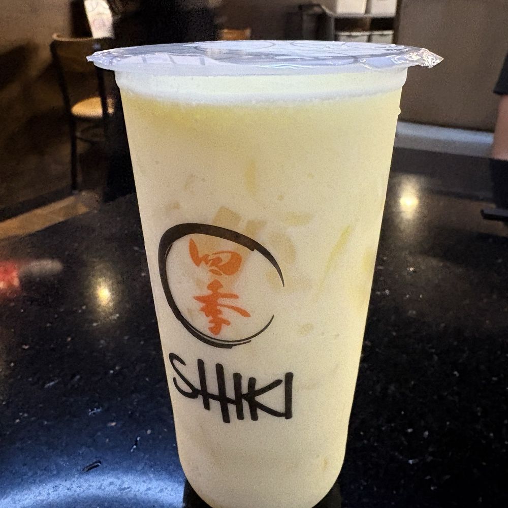 The Pima colada smoothie with lychee jelly was sooo yummy! Definitely recommend! Is on the sweeter side!