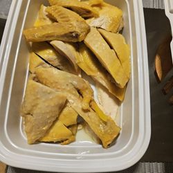 Mi Zhi Hua Chinese Cuisine - 1/2 a steamed chicken