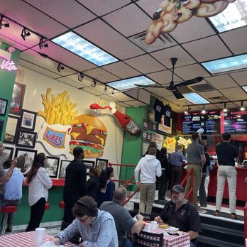 Luke's Italian Beef - Inside at lunchtime - Italian Near Me - Chicago, Illinois Luke's Italian Beef - Inside at lunchtime - Italian Near Me - Chicago, Illinois