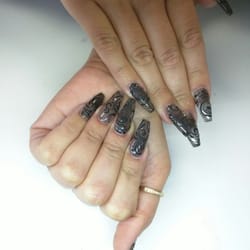 Envy Nail Bar - 3D embossed gel design over acrylic extensions.