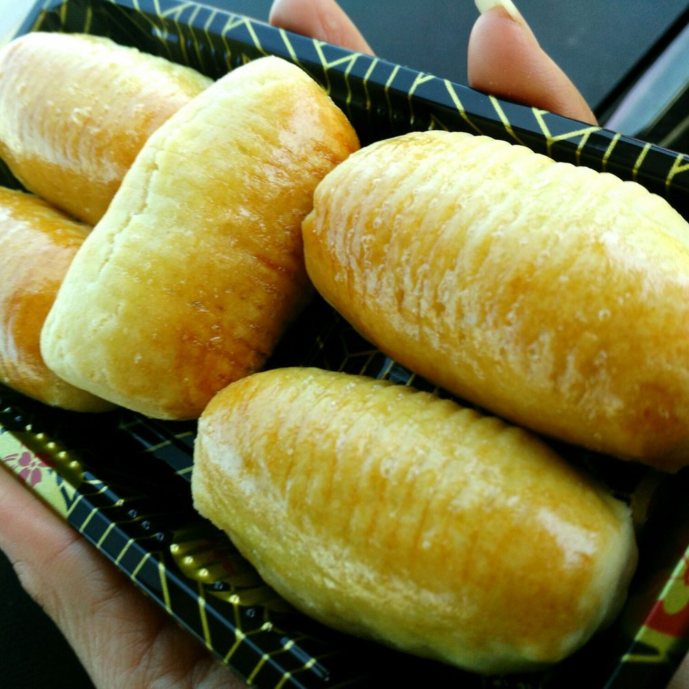 Patchmon's Thai Desserts & More - Pineapple cookies - Desserts Near Me - Toronto, Ontario