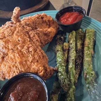 The Farmer’s Table - Fried chicken dinner - Pubs Near Me - Medina, Ohio The Farmer’s Table - Fried chicken dinner - Pubs Near Me - Medina, Ohio
