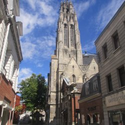 Église Saint Jean Baptiste