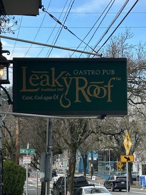 Leaky Roof Gastro Pub by null