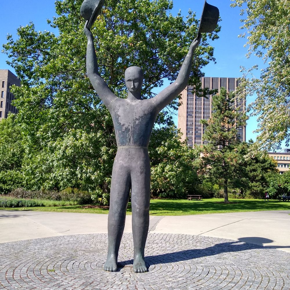 Commissioner's Park - The Man With Two Hats Monument pays tribute to the Canadian soldiers who helped liberate The Netherlands in WWII. - Parks Near Me Commissioner's Park - The Man With Two Hats Monument pays tribute to the Canadian soldiers who helped liberate The Netherlands in WWII. - Parks Near Me