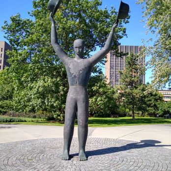 Commissioner's Park - The Man With Two Hats Monument pays tribute to the Canadian soldiers who helped liberate The Netherlands in WWII. - Parks Near Me