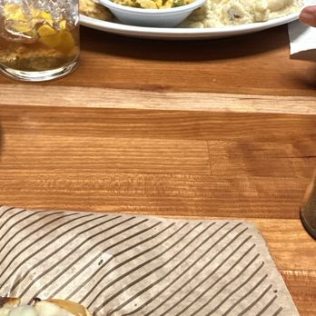 Cheddar's Scratch Kitchen - Chicken friend steak potatoes and broccoli - American Near Me - Humble, Texas