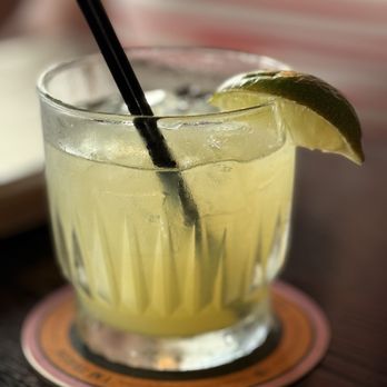 Hennessey's Tavern - Margarita - Irish Pub Near Me - Manhattan Beach, California Hennessey's Tavern - Margarita - Irish Pub Near Me - Manhattan Beach, California
