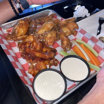 Hott Wings - Lemon pepper, Hott honey & Eddie's sauce - Chicken Wings Near Me - Edmond, Oklahoma Hott Wings - Lemon pepper, Hott honey & Eddie's sauce - Chicken Wings Near Me - Edmond, Oklahoma