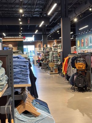 L.L.BEAN - Updated November 2025 - 3 South Village Drive, Salem