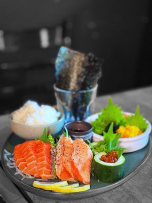 Ginza Sushi & Sake by null