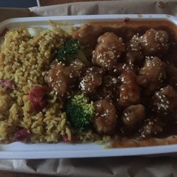 Yong Hing Garden - Sesame seed chicken w/ pork fried rice