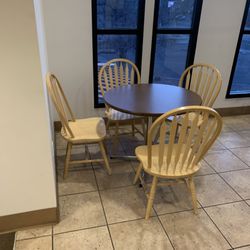 Doctors of Natural Medicine - Additional waiting area