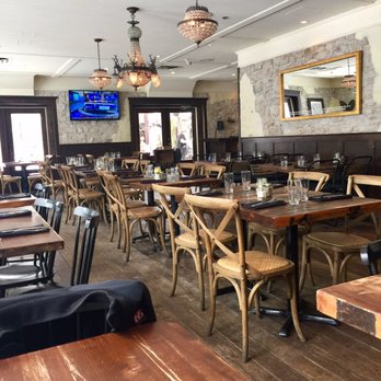 Stonesedge Kitchen - Inside - Breakfast & Brunch Near Me - Whistler, British Columbia Stonesedge Kitchen - Inside - Breakfast & Brunch Near Me - Whistler, British Columbia