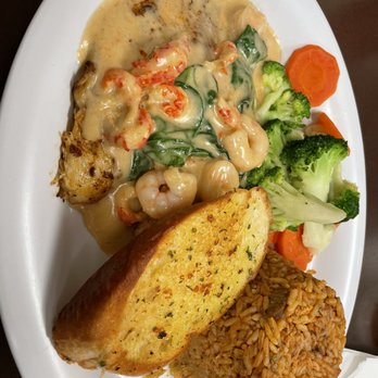 Louisiana Fish House - Louisiana redfish - Cajun/Creole Near Me - Pinehurst, Texas