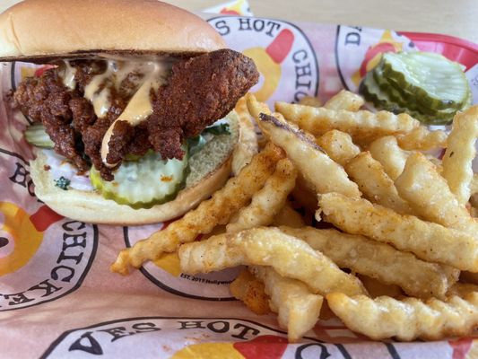 Dave's Hot Chicken by null