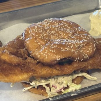 Peter Trout's Tavern and Inn - Half fish sandwich - Gastropubs Near Me - Manset, Maine
