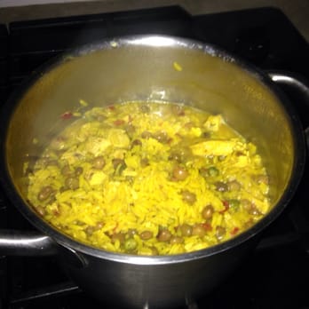Hix Island House - Arroz con gandules y pollo! Take advantage of the fully stocked kitchen! - Guest Houses Near Me - Vieques, Puerto Rico Hix Island House - Arroz con gandules y pollo! Take advantage of the fully stocked kitchen! - Guest Houses Near Me - Vieques, Puerto Rico