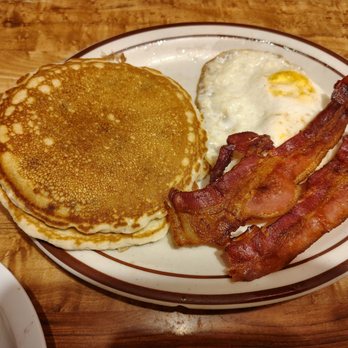 Ginger's Restaurant - 2x2x2 - Burgers Near Me - Soldotna, Alaska Ginger's Restaurant - 2x2x2 - Burgers Near Me - Soldotna, Alaska