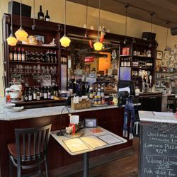Pizzeria Pulcinella - Bar area