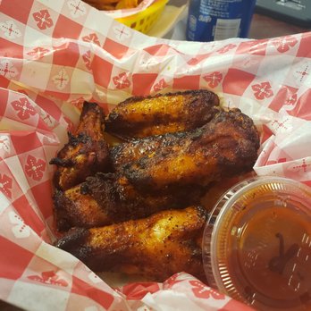 Carrol Lou's Smokehouse - Great great wings.... - American Near Me - Decatur, Illinois