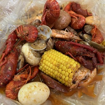 Bubbas Crab House - Cajun/Creole Near Me - Rowland Heights, California