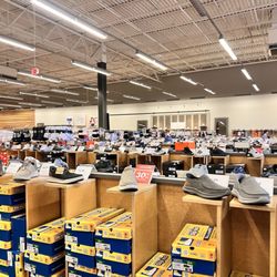 DSW Designer Shoe Warehouse