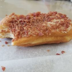 Family Bakery - Bacon Maple Long John