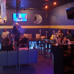 S & J hookah lounge