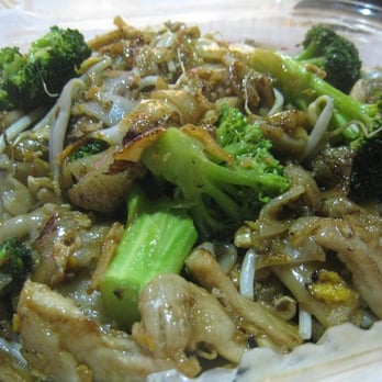 Thai Basil Cuisine - Pad See Ew - Thai Near Me - Berkeley, California