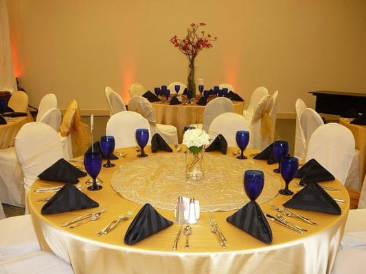 Diamond Banquet Hall & Catering, 10 Hegenberger Rd, Oakland, CA