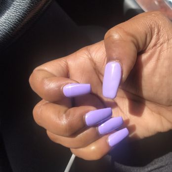 Miracle Nails - Big ugly tacky nail that's not coffin shape - Nail Salons Near Me - Houston, Texas
