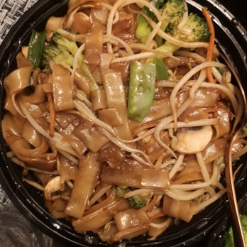 Empire Wok - Flat Rice Noodle - Chinese Near Me