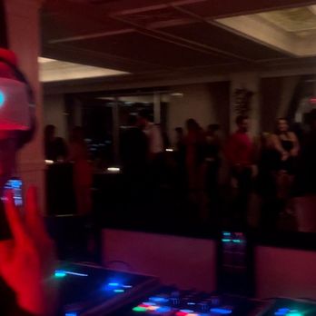 DJ MaxSam - Steven DJed for many hours and kept people dancing at this wedding in downtown Houston during the holidays. - DJs Near Me DJ MaxSam - Steven DJed for many hours and kept people dancing at this wedding in downtown Houston during the holidays. - DJs Near Me
