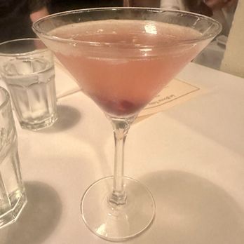 La Bonne Table - Rose Petal Martini - French Near Me - San Diego, California La Bonne Table - Rose Petal Martini - French Near Me - San Diego, California