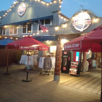 Bubba Gump Shrimp - Seafood Near Me - Monterey, California