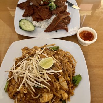 CT Bistro - grilled pork and rice, chicken pad thai - Vietnamese Near Me - Portland, Oregon