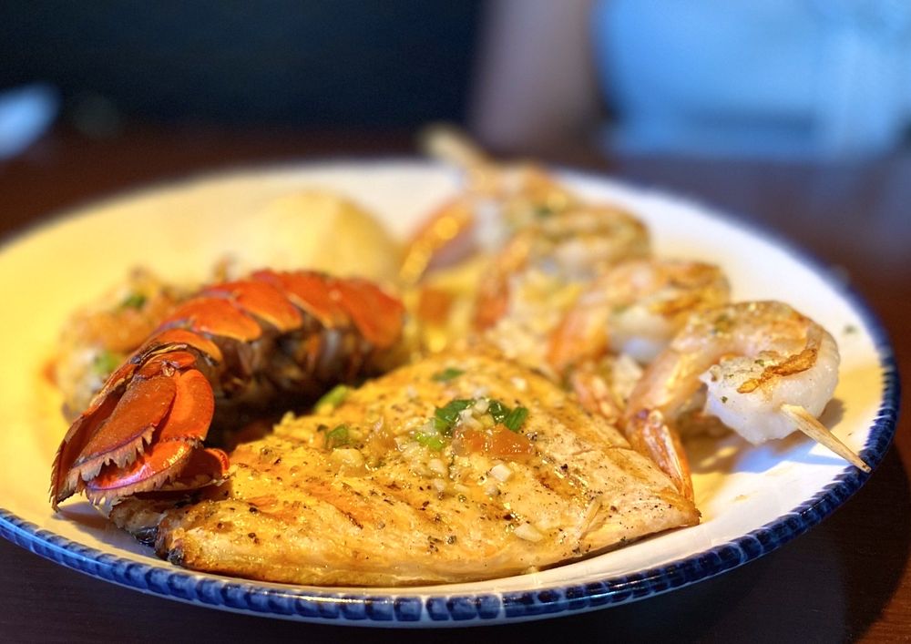 RED LOBSTER Updated October 2024 51 Photos & 68 Reviews 2803 N