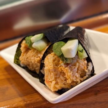 Tomodachi Sushi - Simi Valley - Spicy Crab Hand Rolls | @sushitraveler - Sushi Bars Near Me - Simi Valley, California Tomodachi Sushi - Simi Valley - Spicy Crab Hand Rolls | @sushitraveler - Sushi Bars Near Me - Simi Valley, California