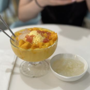 Mango Mango Dessert - Desserts Near Me - Flushing, New York