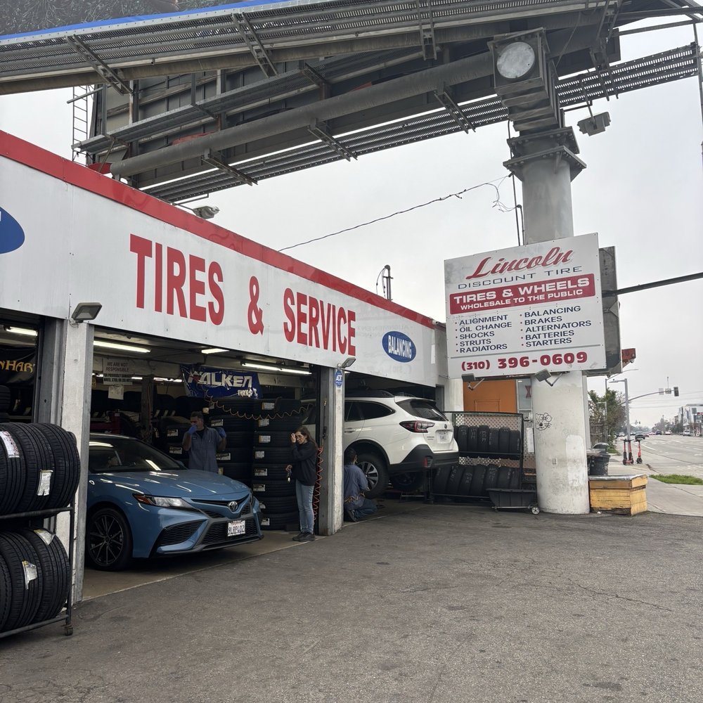 Lincoln Discount Tire - Front of shop - Tires Near Me - Venice, California Lincoln Discount Tire - Front of shop - Tires Near Me - Venice, California