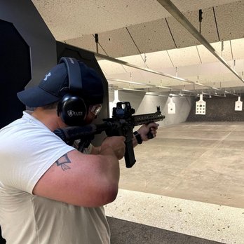 Elite Armory Plus - Giving this beauty of an AR a good go! - Gun/Rifle Ranges Near Me - Tracy, California