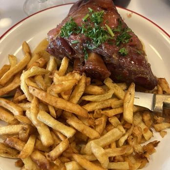 Bouillon République - pork shank with fries - French Near Me - Paris
