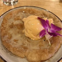 Thai tea ice cream with roti