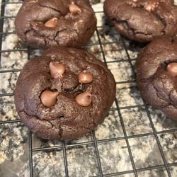 Cookies & Crumbs