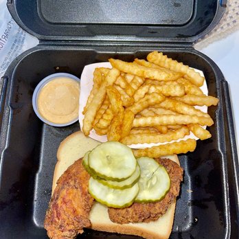 Dave's Hot Chicken - 1 Slider "no spice" and a side of Fries (they gave us an extra slider) - Chicken Shop Near Me - Menifee, California Dave's Hot Chicken - 1 Slider "no spice" and a side of Fries (they gave us an extra slider) - Chicken Shop Near Me - Menifee, California