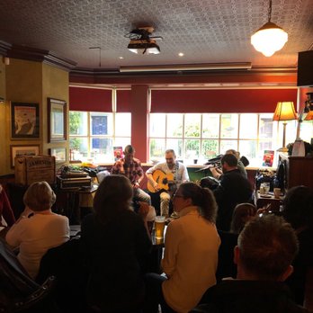 An Pucan - Traditional - Irish Near Me - Galway, G