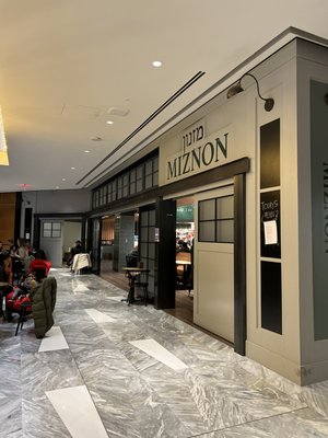 Miznon by null