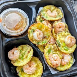 Banh Khot (Mini Rice flour coconut pancake with shrimp). 07/24/2025 $16